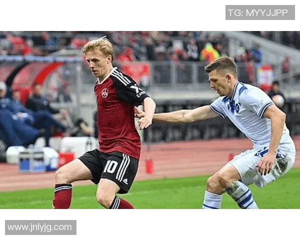 凯泽斯劳滕主场大胜战胜汉堡取得宝贵三分