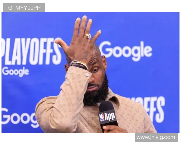 詹姆斯在湖人迎来新的挑战，他的表现将决定球队未来的命运