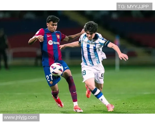 西甲联赛第一阶段战罢，马竞稳坐榜首位置暂时领先巴萨和皇马